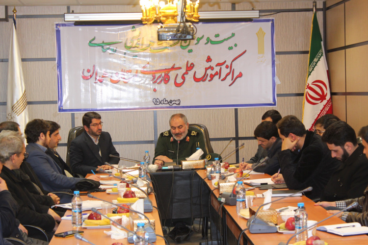 بیست و سومین نشست هم اندیشی روسای محترم مراکز آموزش علمی کاربردی استان در تاریخ 11 بهمن ماه  در محل واحد استانی همدان برگزار گردید.