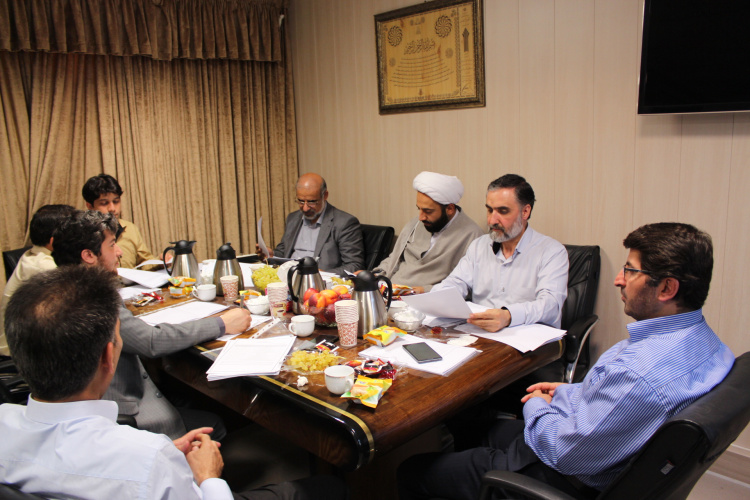 بررسی پرونده سرپرستان مراکز آموزش علمی کاربردی استان