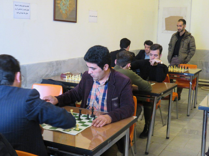به میزبانی مرکز آموزش علمی کاربردی فرهنگ و هنر همدان مسابقات شطرنج برگزار شد