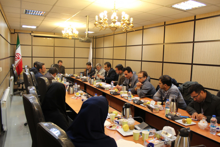 نشست هم اندیشی روسای مراکز آموزش علمی کاربردی استان همدان  برگزار گردید.