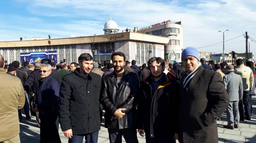 کارکنان  دانشگاه جامع علمی کاربردی استان همدان در راهپیمایی گرامیداشت حماسه ۹ دی حضور یافتند.