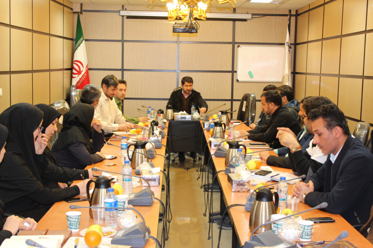 جلسه هم اندیشی برگزاری جشن دانش آموختگان دانشگاه جامع علمی کاربردی استان همدان برگزار شد