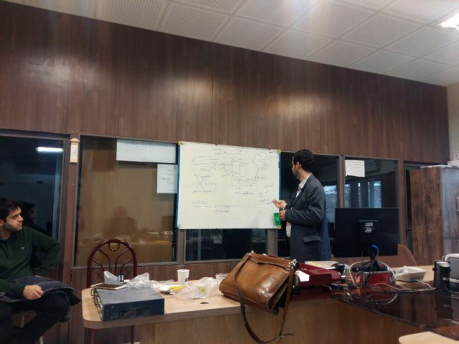 دانشجویان مرکز آموزش علمی کاربردی جهاد دانشگاهی از واحد دیتا مخابرات همدان بازدید کردند