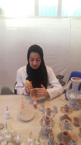 انتخاب دانشجوی دانشگاه علمی کاربردی استان همدان ۹۷  به عنوان کارآفرین برتر سازمان فنی و حرفه¬ای کشور در حوزه صنایع دستی (سفال و سرامیک)