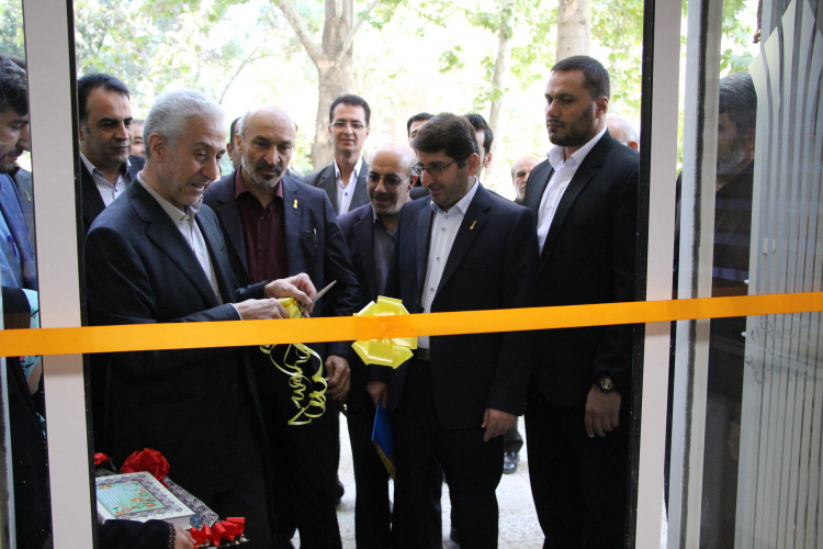 دانشگاه جامع علمی کاربردی تاکنون وظایف خود را به خوبی انجام داده است