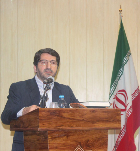 رئیس دانشگاه جامع علمی کاربردی واحد استانی همدان در پیامی ۱۶ آذر را به جامعه علمی و دانشگاهی کشور به خصوص دانشجویان عزیز تبریک گفت