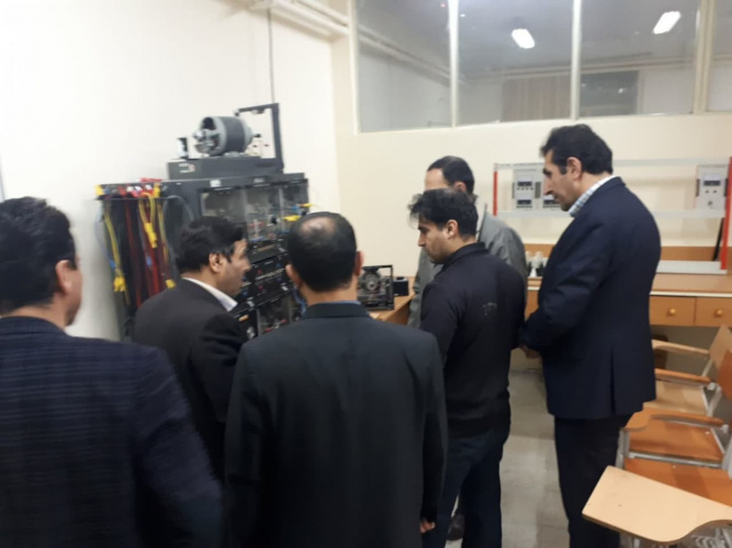 بازدید معاون اداری، مالی و مدیریت منابع دانشگاه از مرکز آموزش علمی کاربردی ملایر