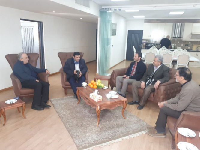 بازدید سرپرست دانشگاه جامع علمی کاربردی استان همدان از ۴ شرکت تولیدی و صنعتی با هدف اجرای دروه های علمی کاربردی